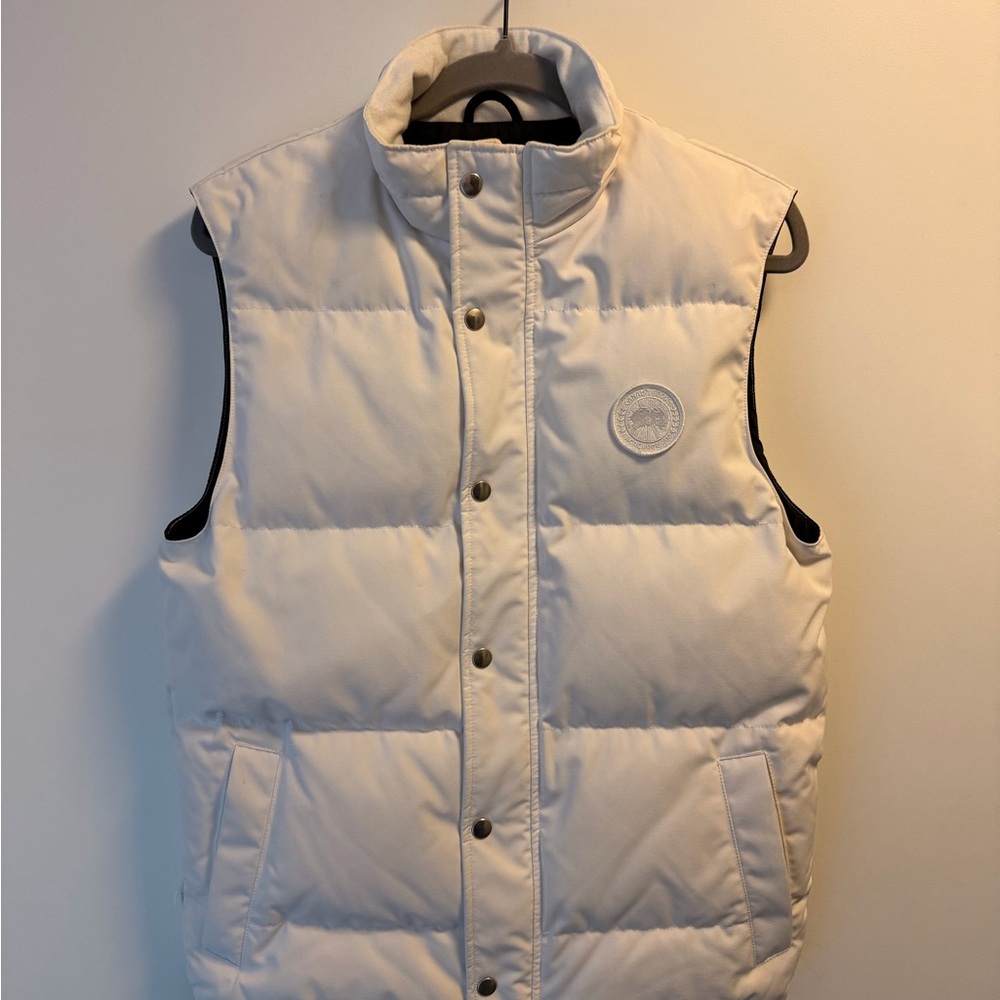Canada Goose White Puffer Vest size S